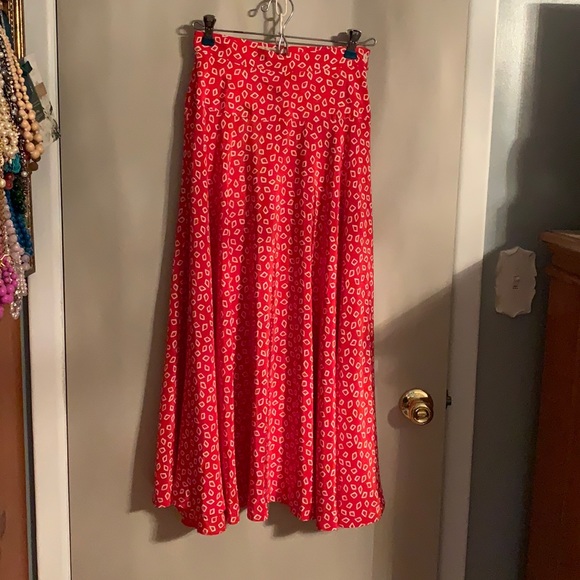 Liz Claiborne Dresses & Skirts - Vintage Liz Claiborne Midi skirt